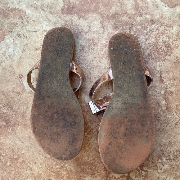 Guess Rose Gold Sandals with Bow - Picture 15 of 15